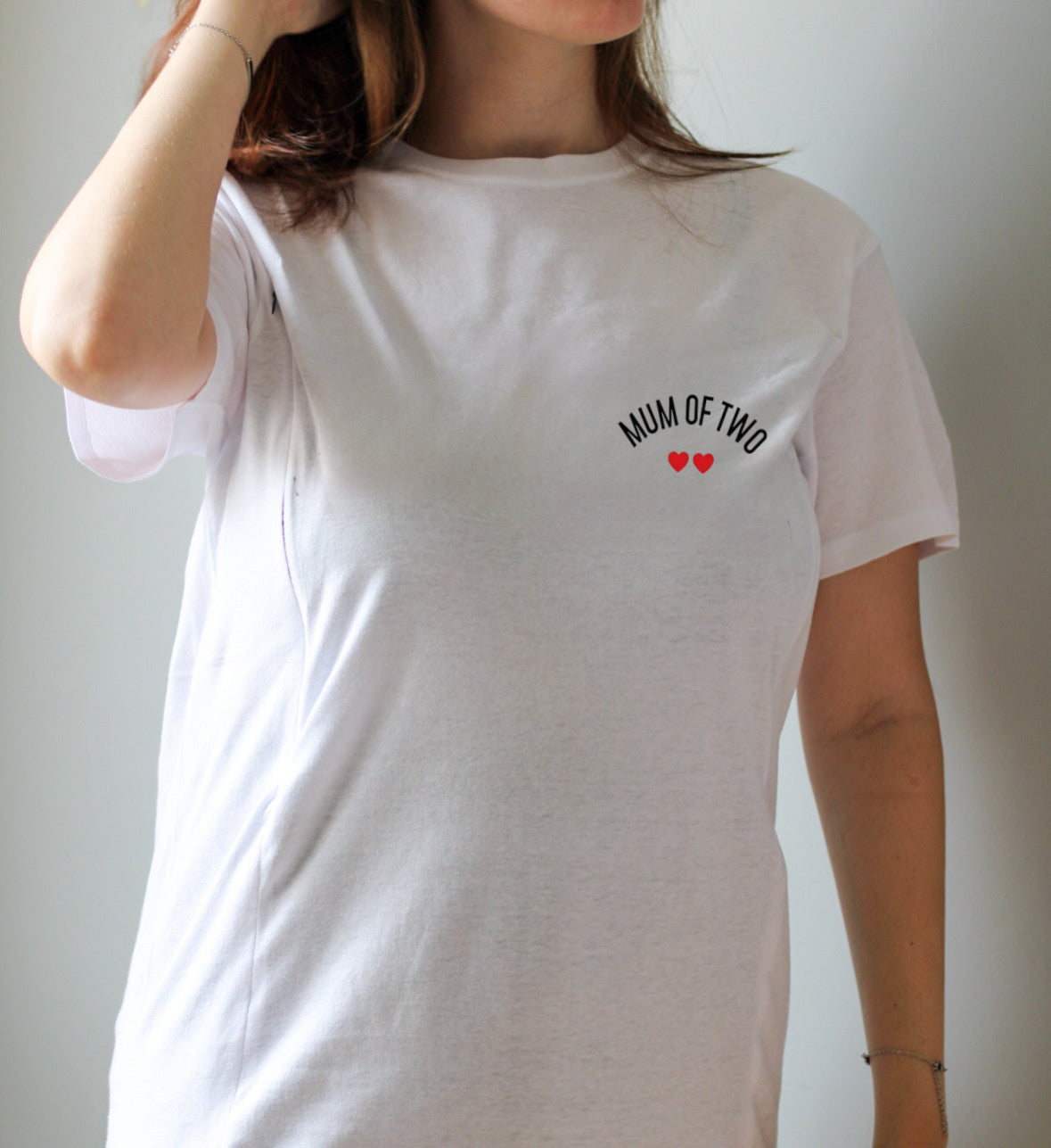 T-shirt d’allaitement - MOM OF ❤️ (personnalisable)