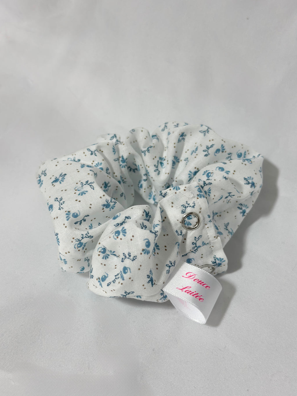 🍼 Chouchou d’allaitement à pressions