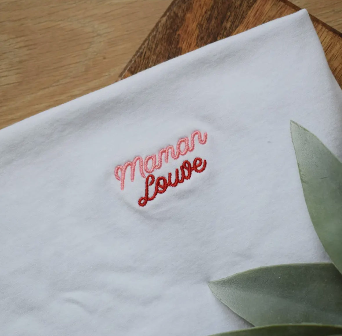 T-shirt d’allaitement brodé - Maman Louve