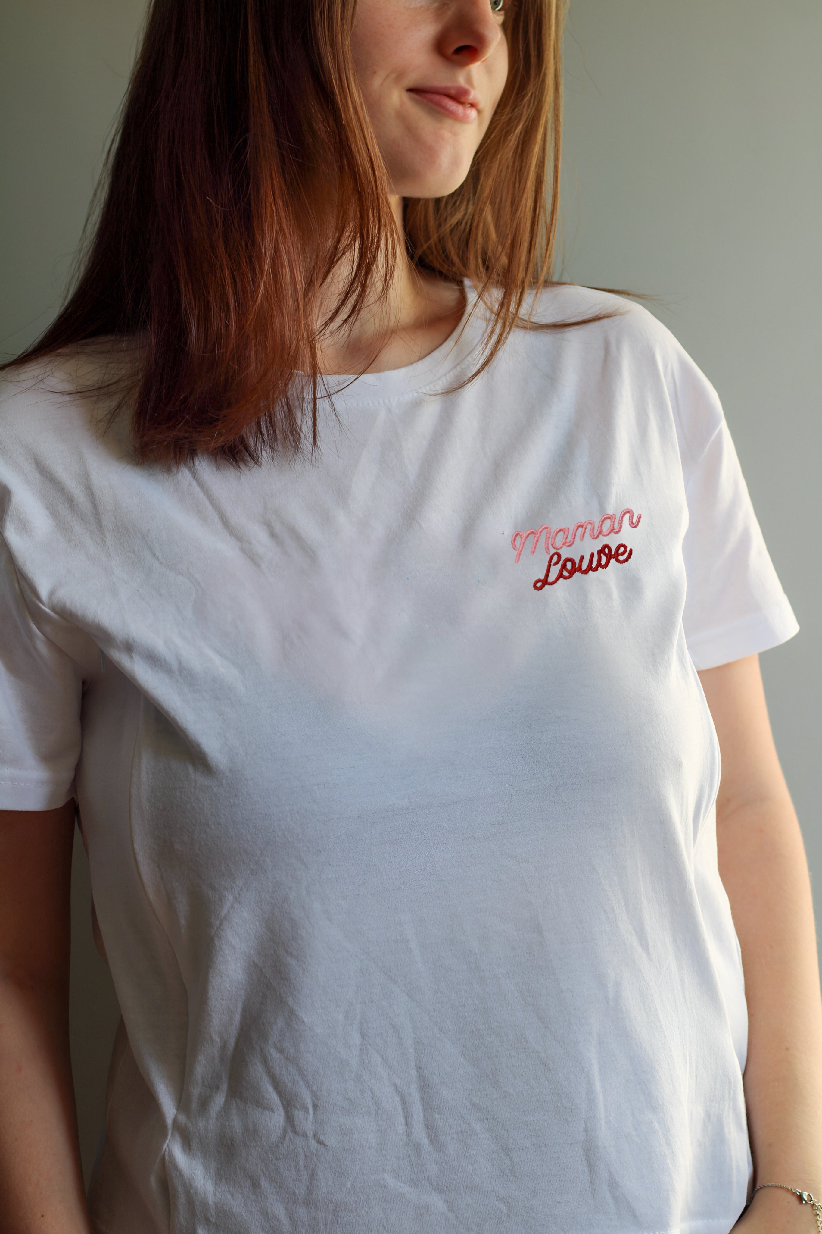 T-shirt d’allaitement brodé - Maman Louve